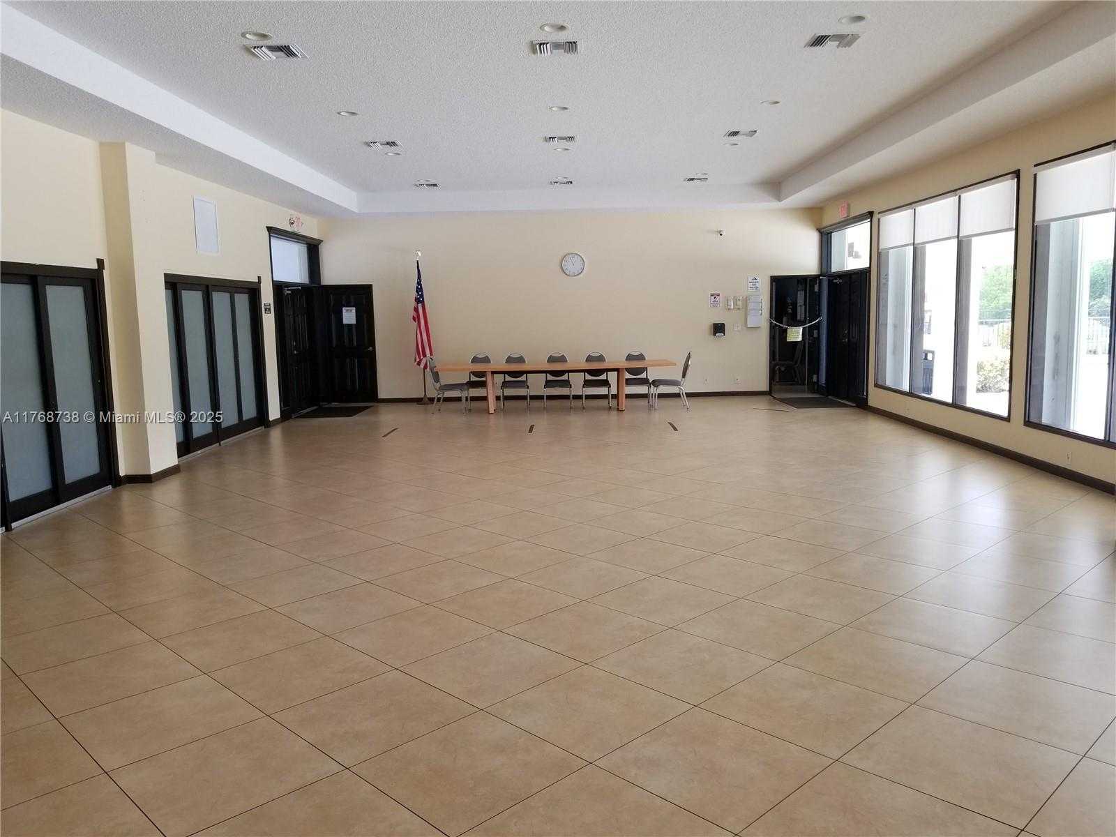 Small Image of 3401 NORTH COUNTRY CLUB DR #402, Aventura Number 39