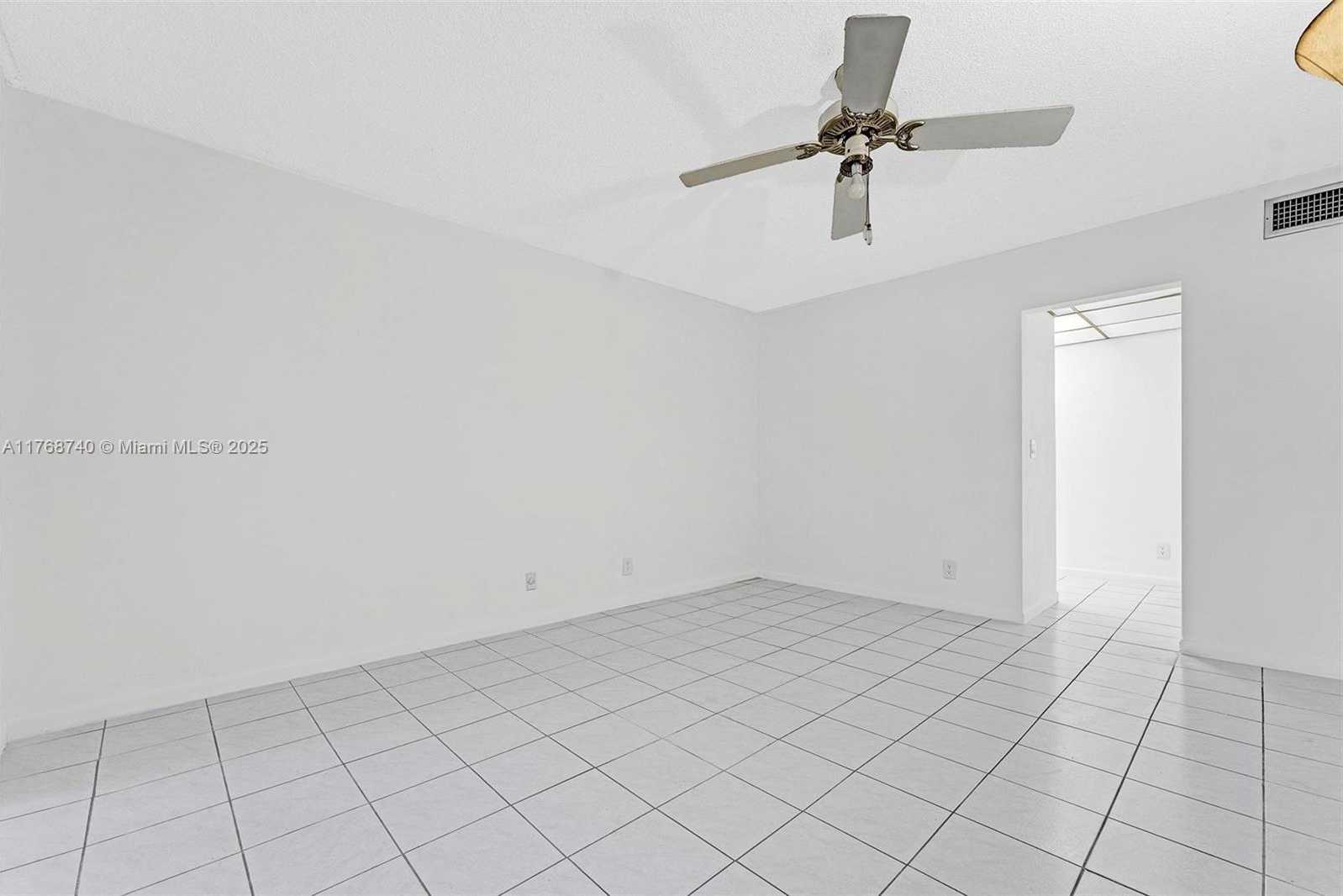 Small Image of 330 SOUTH EAST 2ND ST #103G, Hallandale Beach Number 17
