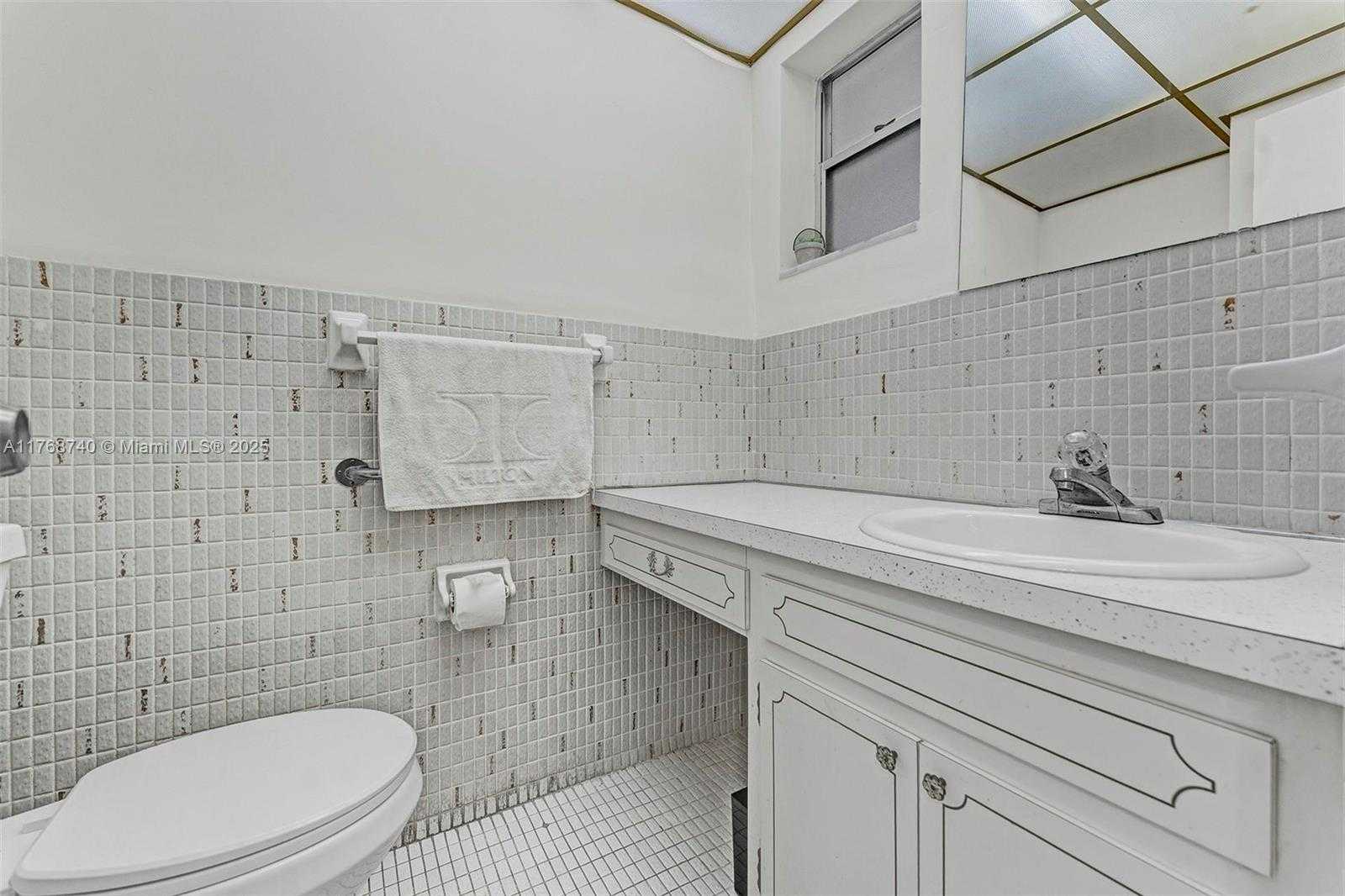 Small Image of 330 SOUTH EAST 2ND ST #103G, Hallandale Beach Number 26