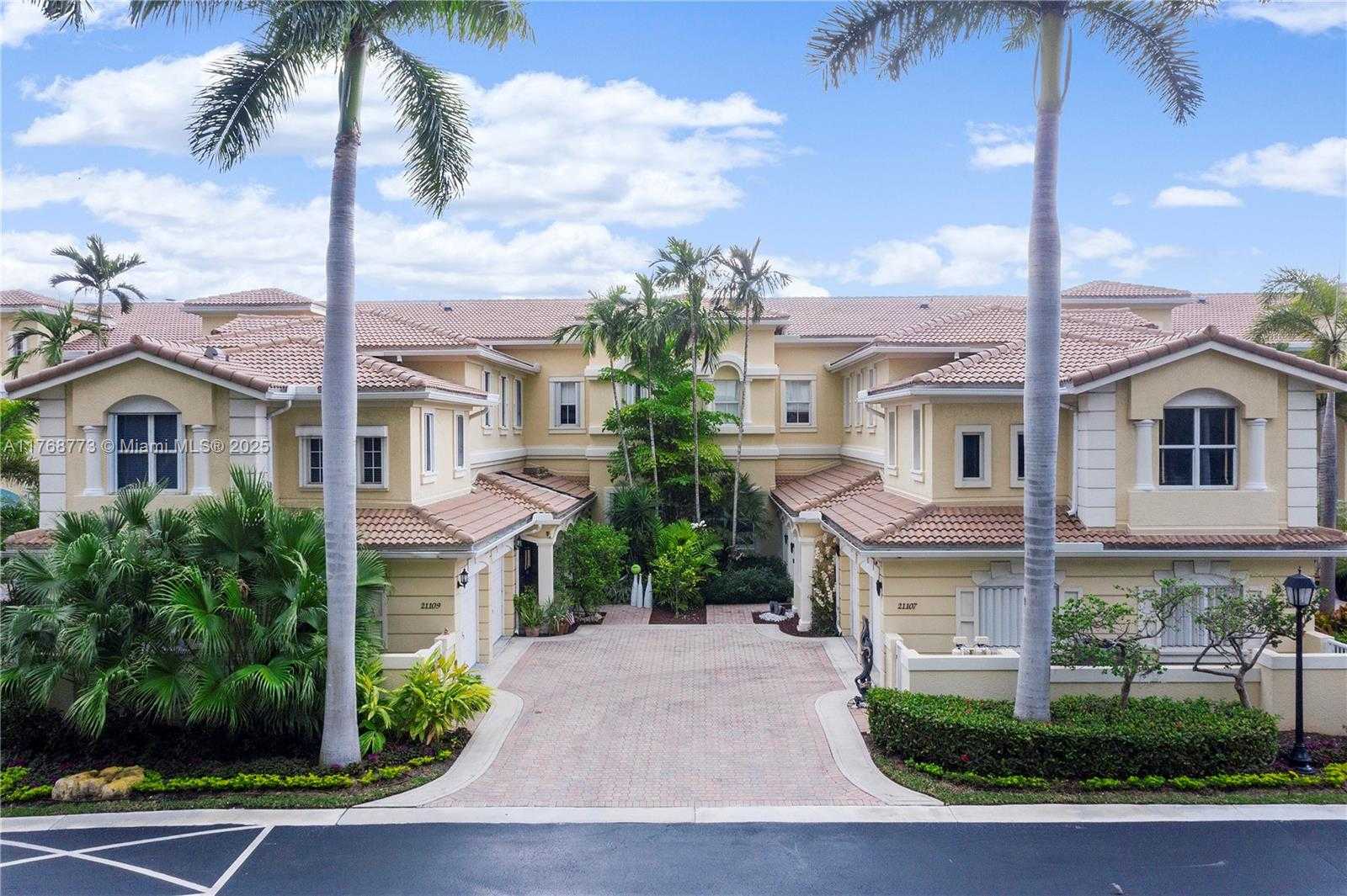 Small Image of 21109 NORTH EAST 38TH AVE #74, Aventura Number 3
