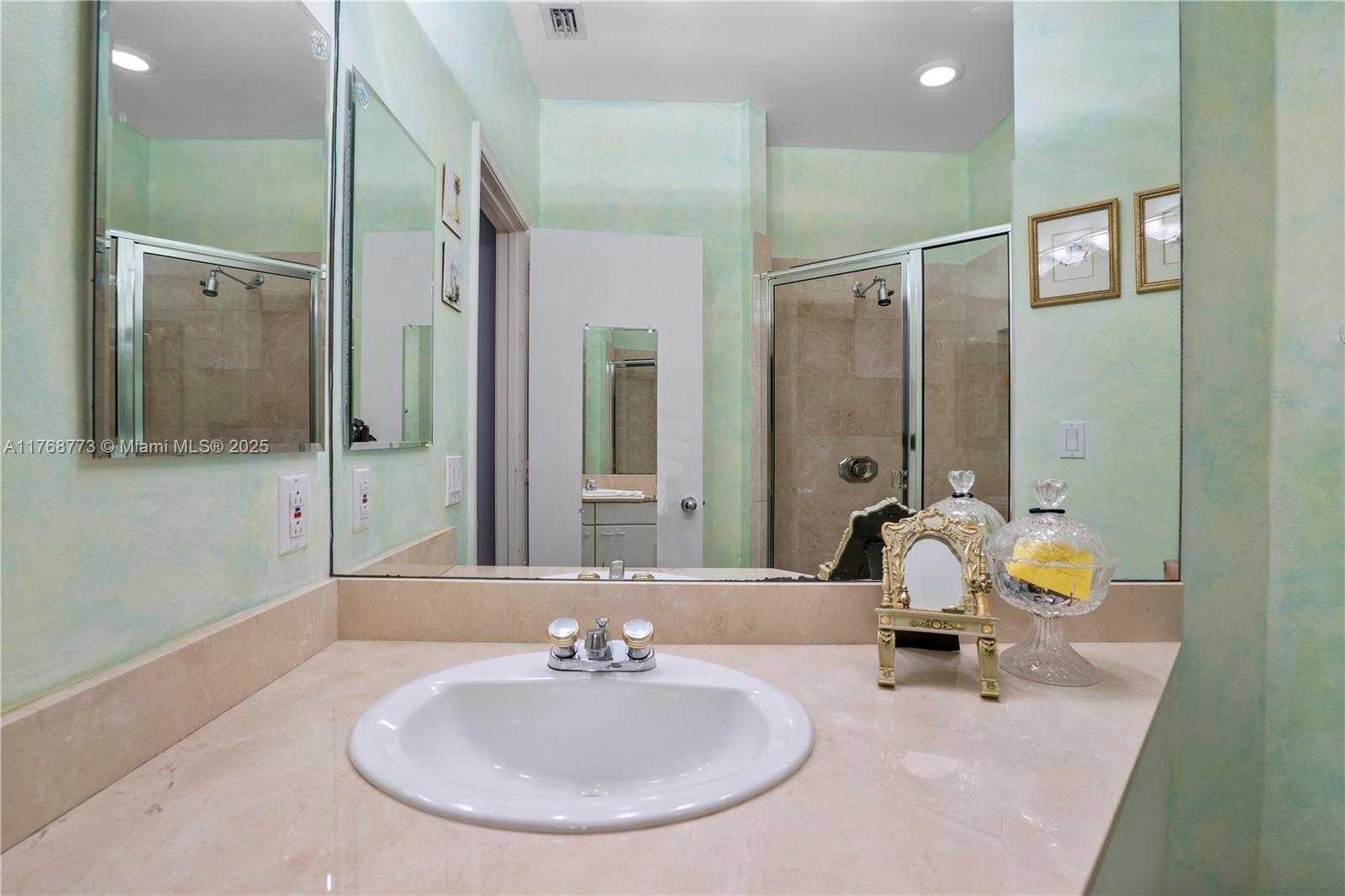 Small Image of 21109 NORTH EAST 38TH AVE #74, Aventura Number 31