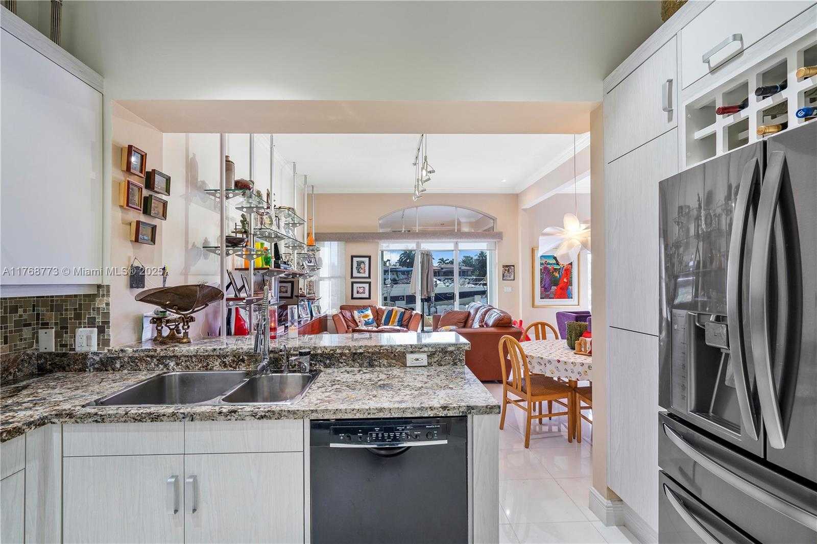Small Image of 21109 NORTH EAST 38TH AVE #74, Aventura Number 32