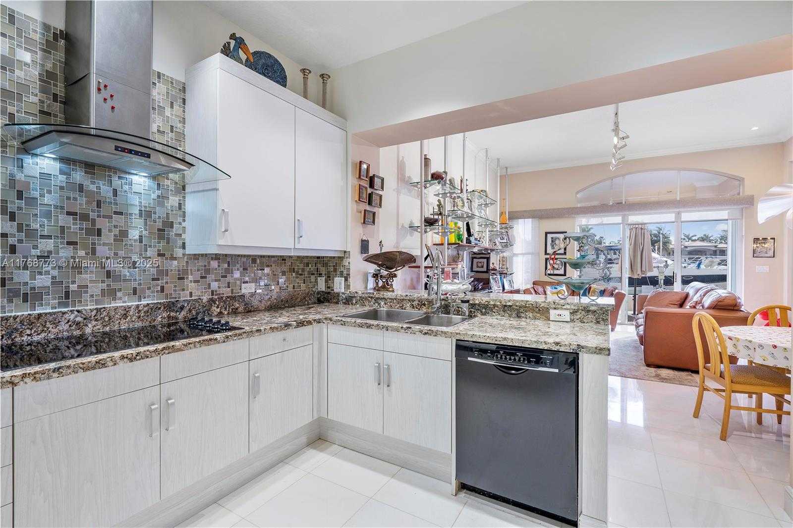 Small Image of 21109 NORTH EAST 38TH AVE #74, Aventura Number 34