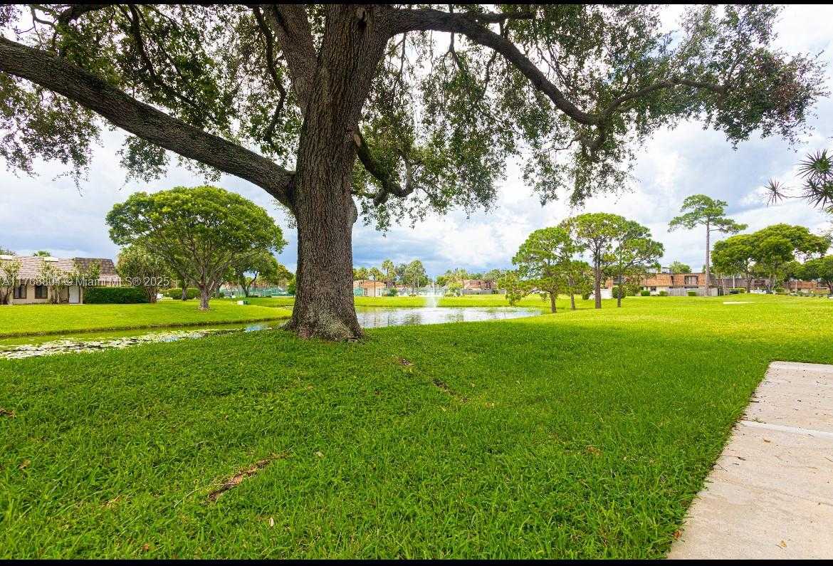 Small Image of 4016 PALM BAY CIR #C, West Palm Beach Number 16