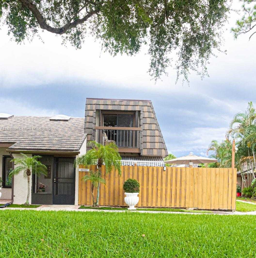 Small Image of 4016 PALM BAY CIR #C, West Palm Beach Number 18