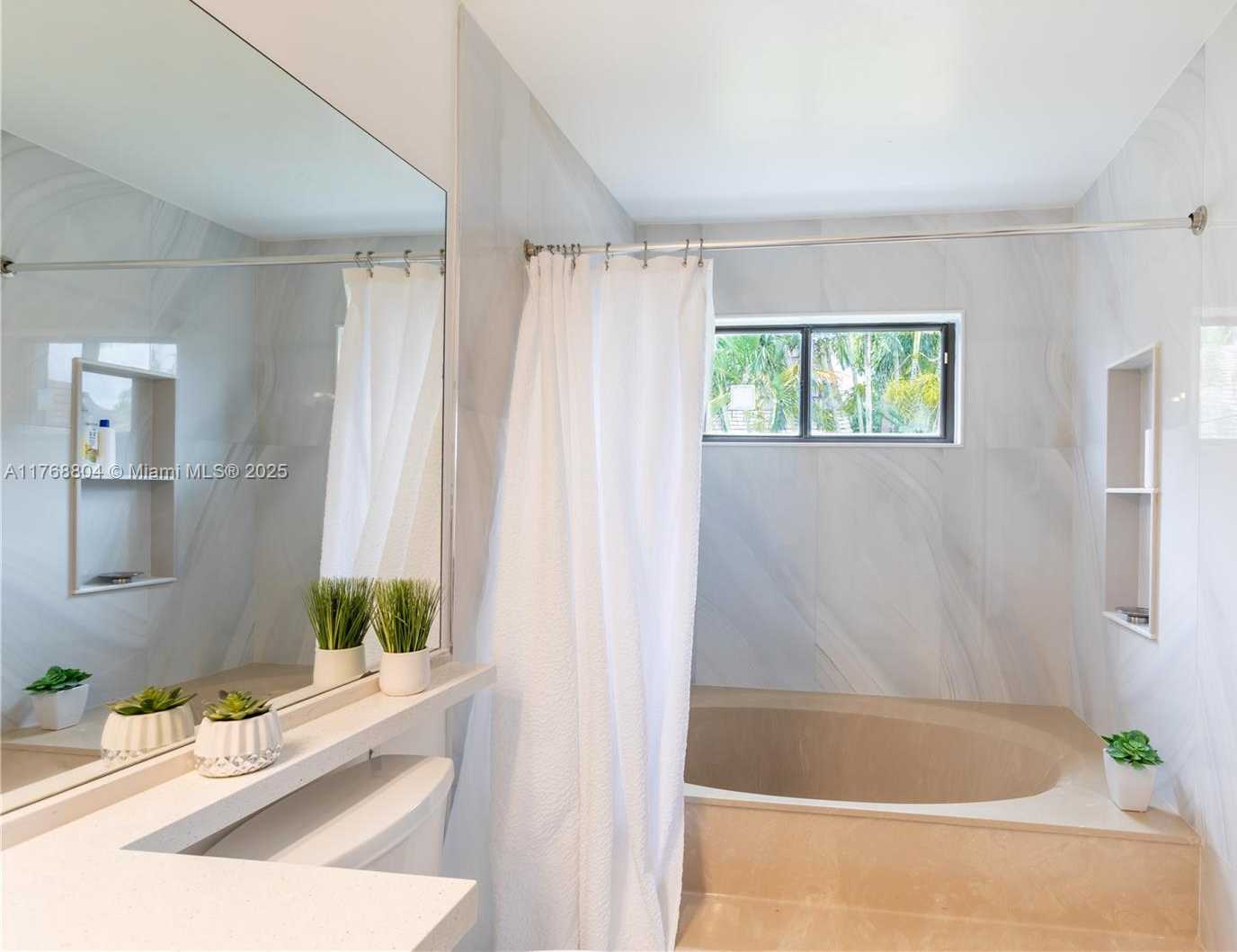Small Image of 4016 PALM BAY CIR #C, West Palm Beach Number 5