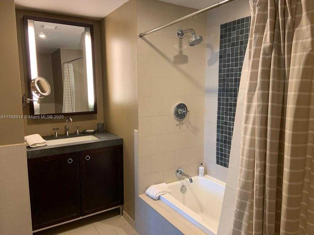 Small Image of 17315 COLLINS AVE #2105, Sunny Isles Beach Number 7