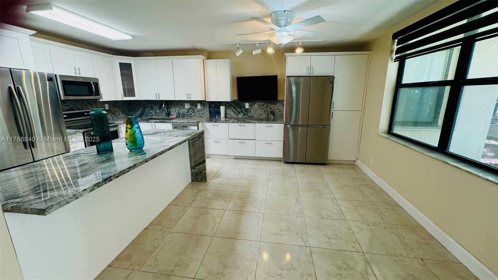 Small Image of 20381 NORTH EAST 30TH AVE #118-7, Aventura Number 3