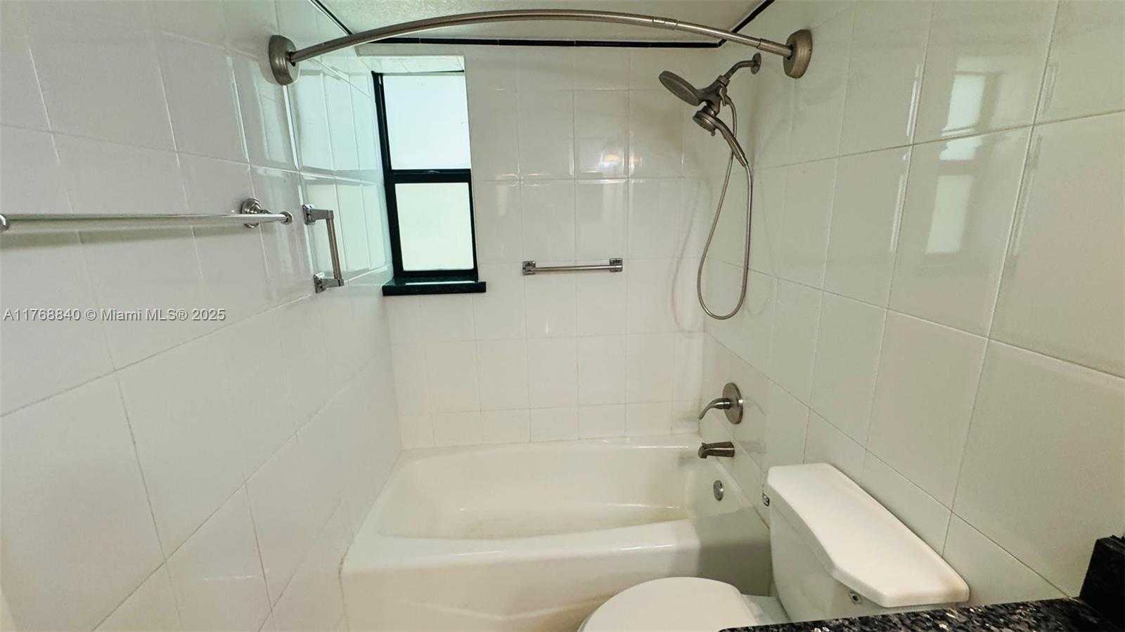 Small Image of 20381 NORTH EAST 30TH AVE #118-7, Aventura Number 31