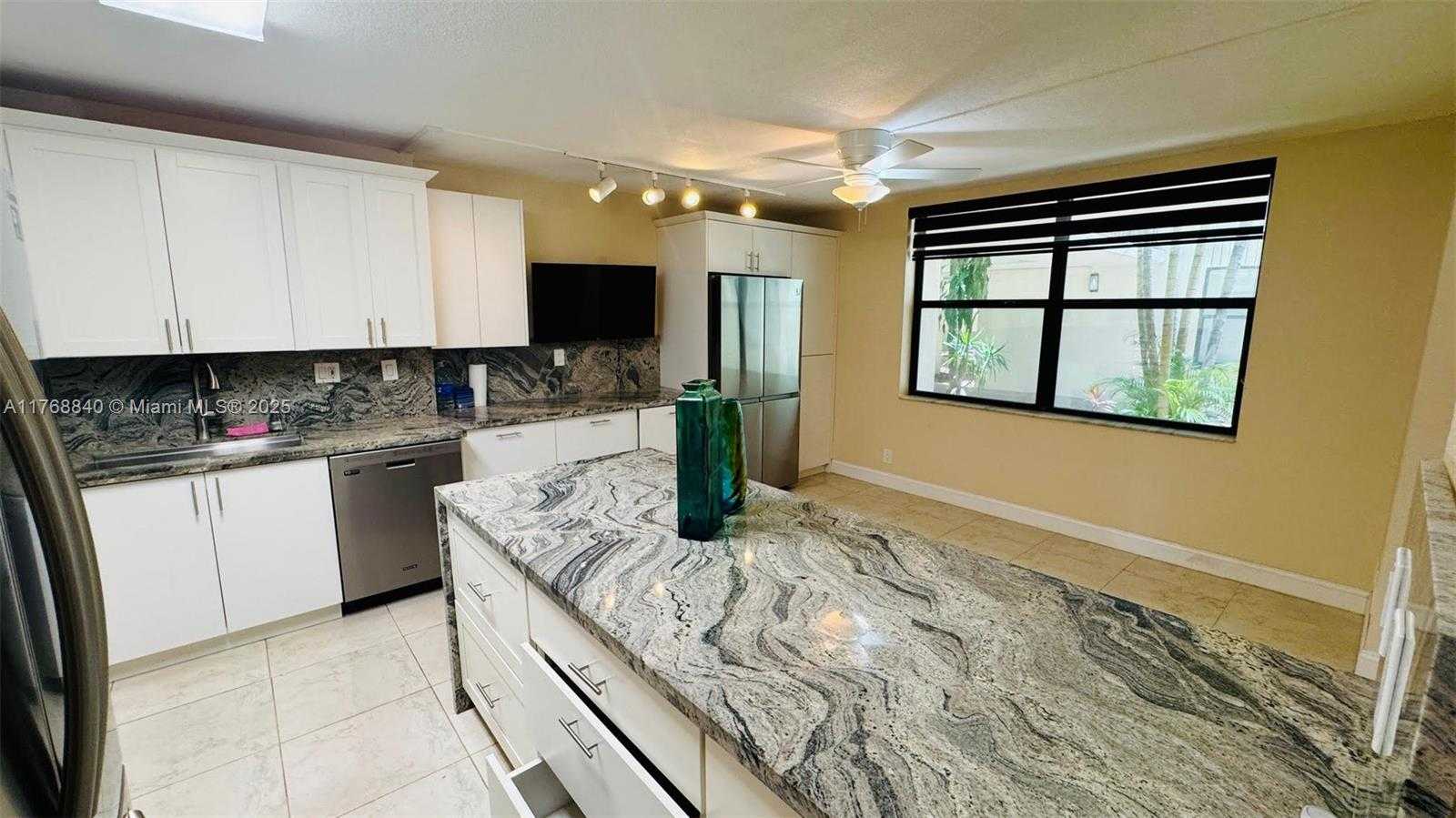 Small Image of 20381 NORTH EAST 30TH AVE #118-7, Aventura Number 4