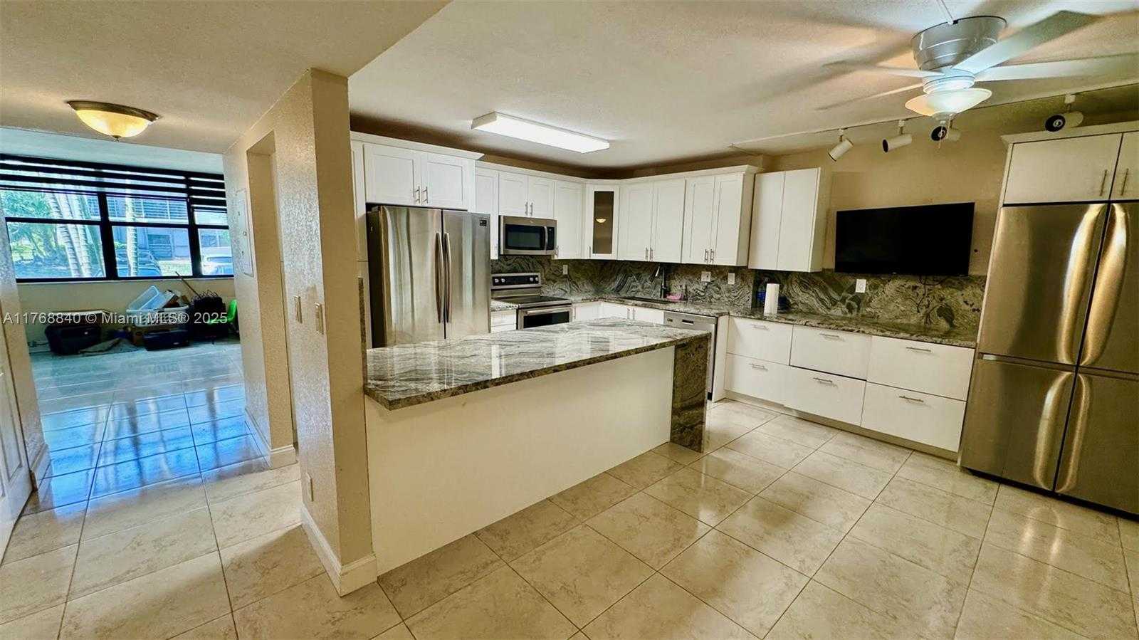 Small Image of 20381 NORTH EAST 30TH AVE #118-7, Aventura Number 9