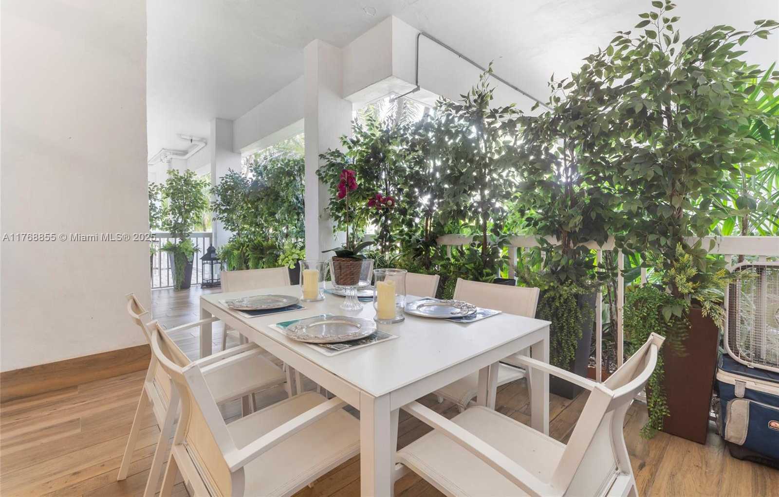 Small Image of 10275 COLLINS AVE #116, Bal Harbour Number 16