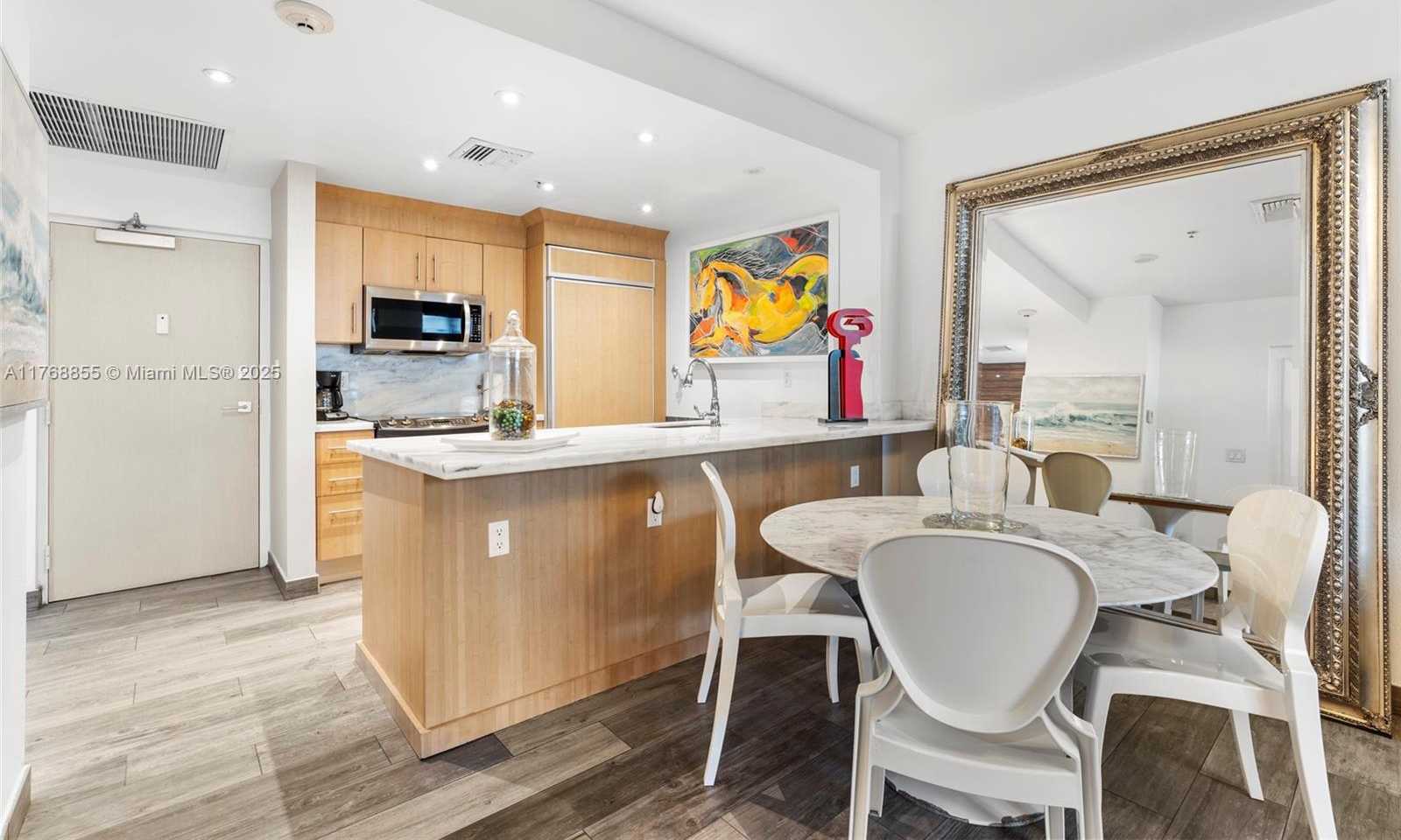 Small Image of 10275 COLLINS AVE #116, Bal Harbour Number 6