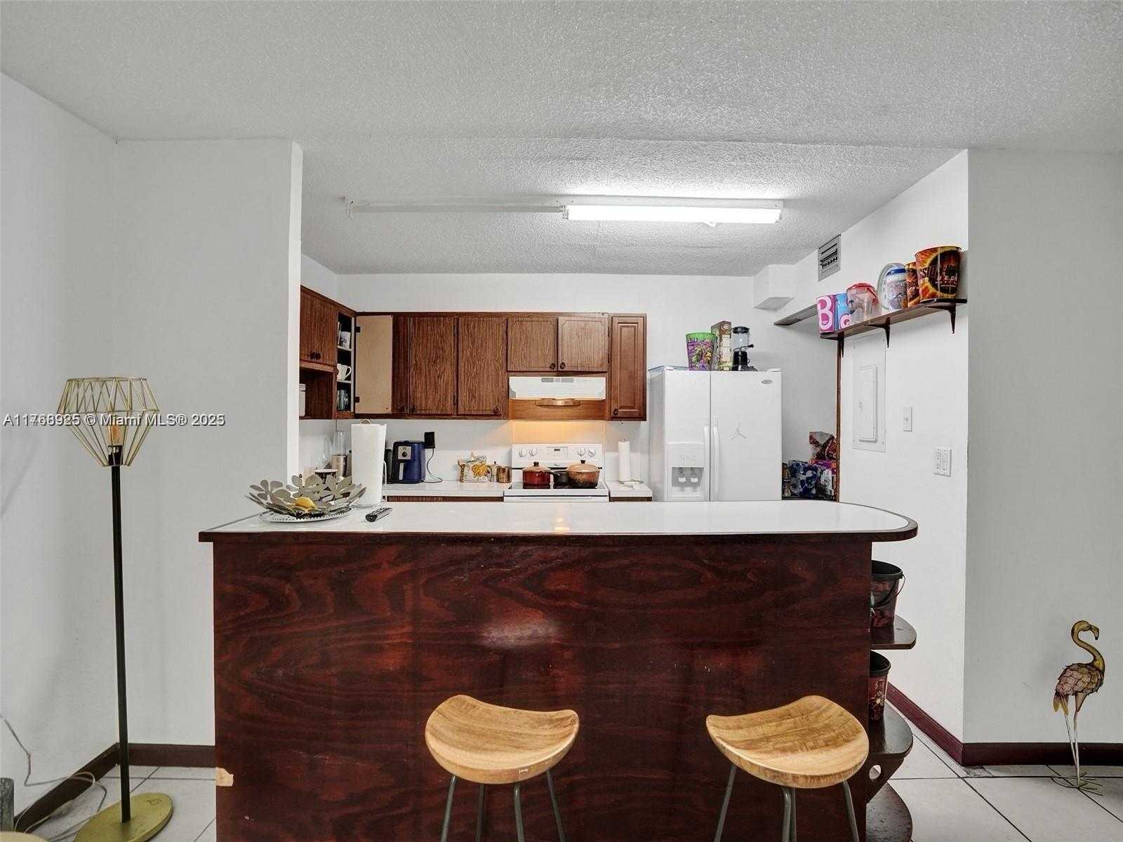 Small Image of 20301 NORTH EAST 30TH AVE #122-5, Aventura Number 13