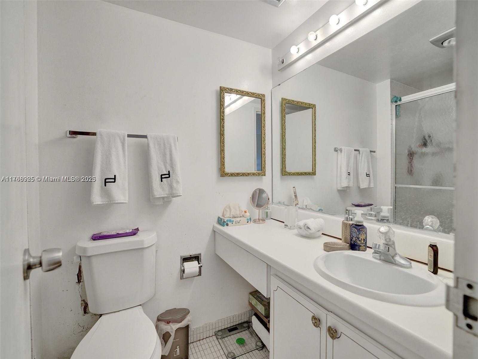 Small Image of 20301 NORTH EAST 30TH AVE #122-5, Aventura Number 2