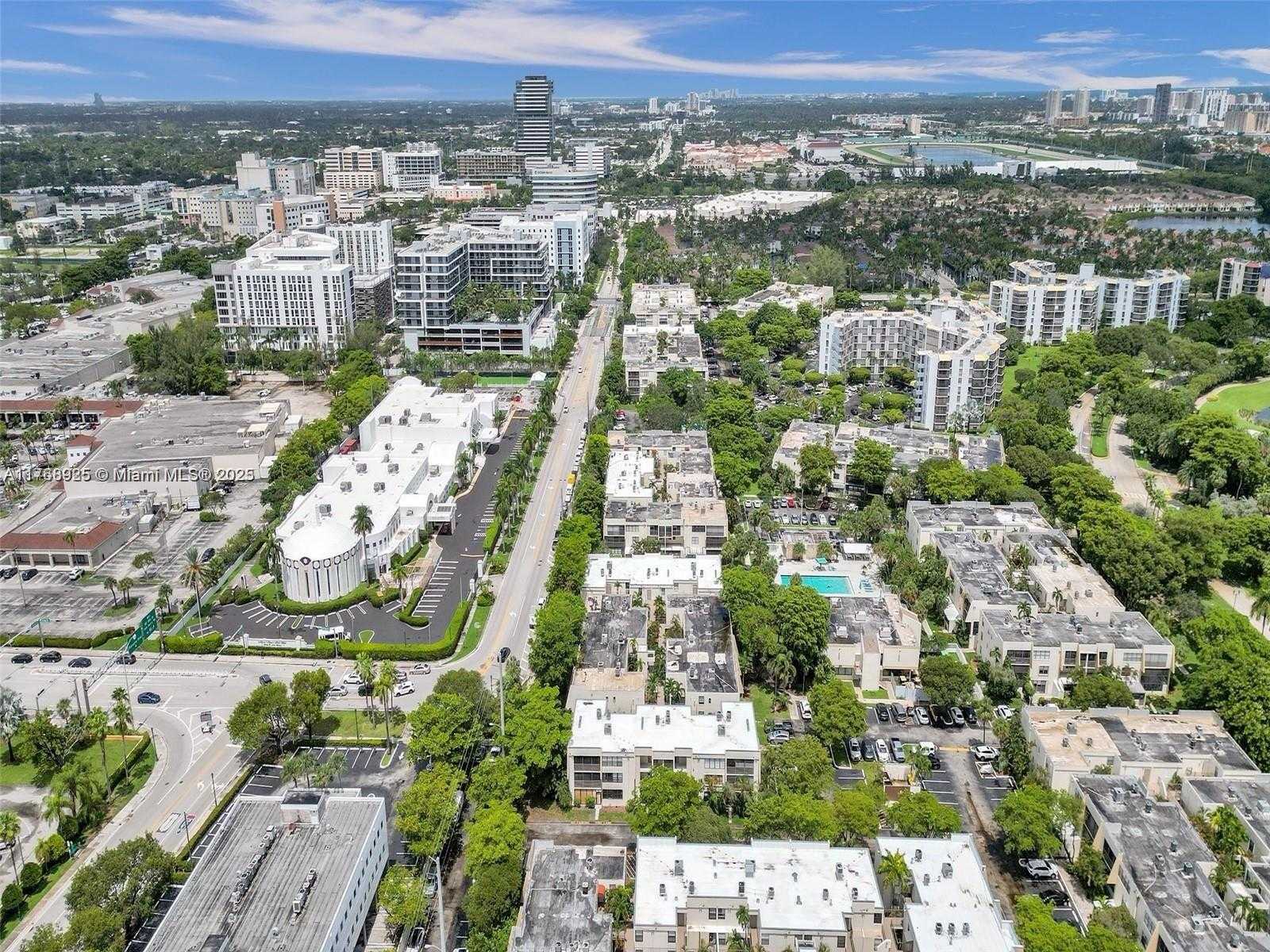 Small Image of 20301 NORTH EAST 30TH AVE #122-5, Aventura Number 21