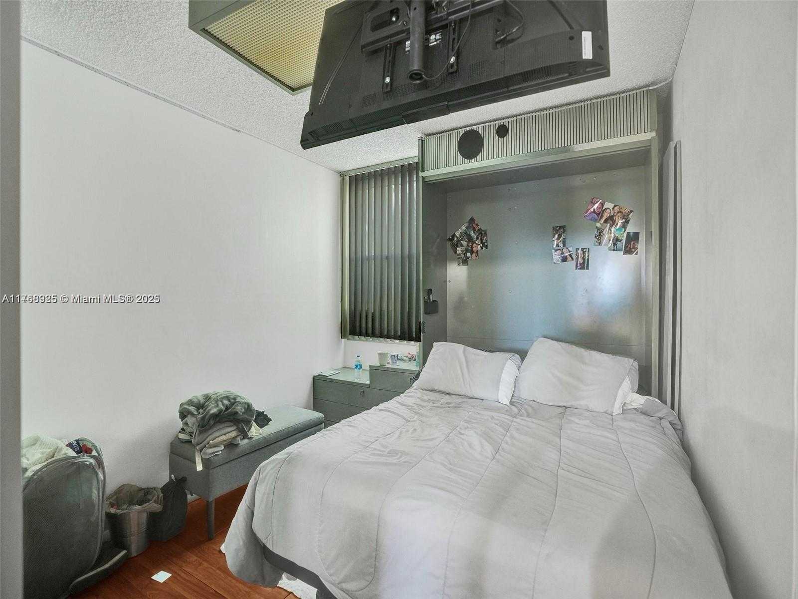 Small Image of 20301 NORTH EAST 30TH AVE #122-5, Aventura Number 4