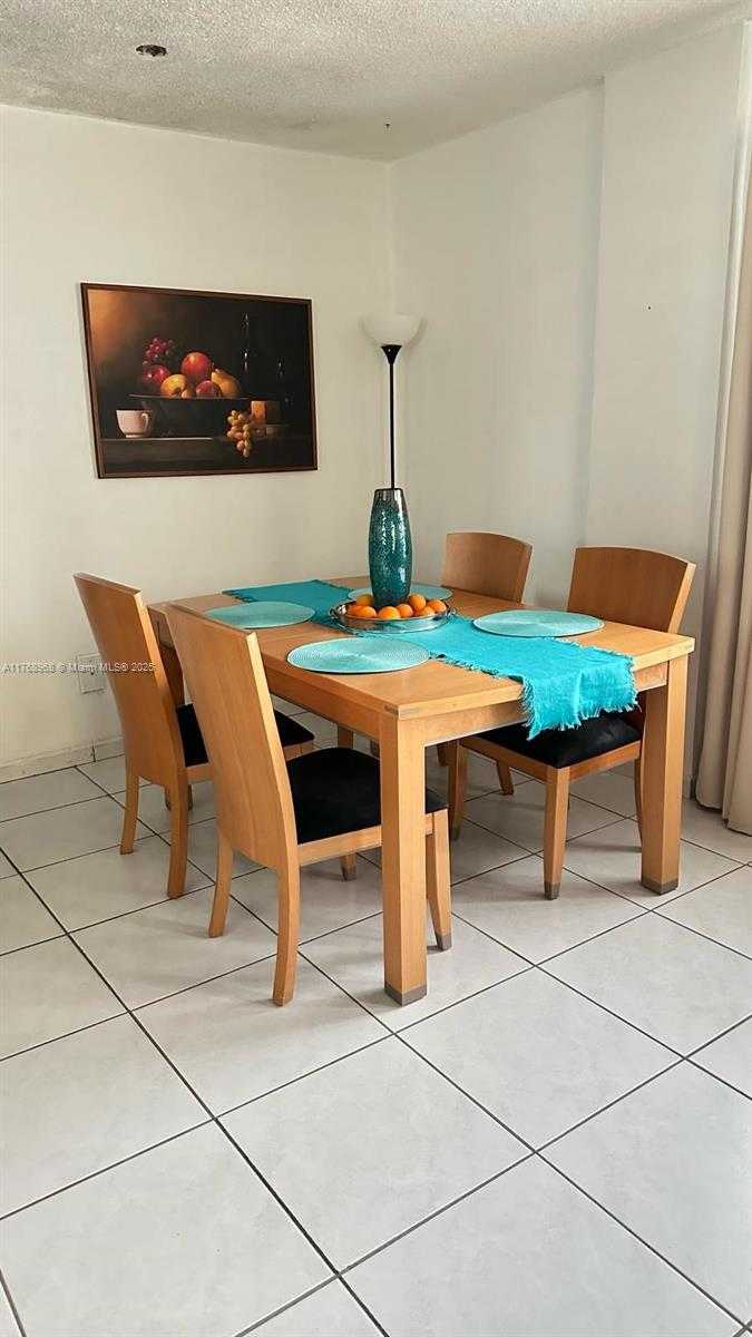 Small Image of 1340 LINCOLN RD #401, Miami Beach Number 22