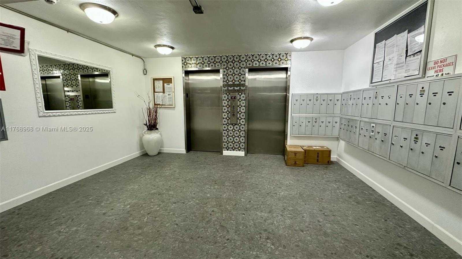 Small Image of 1340 LINCOLN RD #401, Miami Beach Number 29