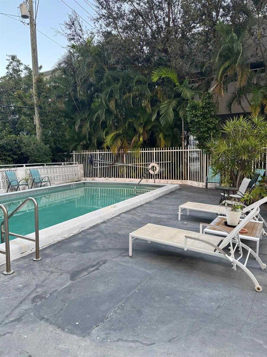 Small Image of 1340 LINCOLN RD #401, Miami Beach Number 33