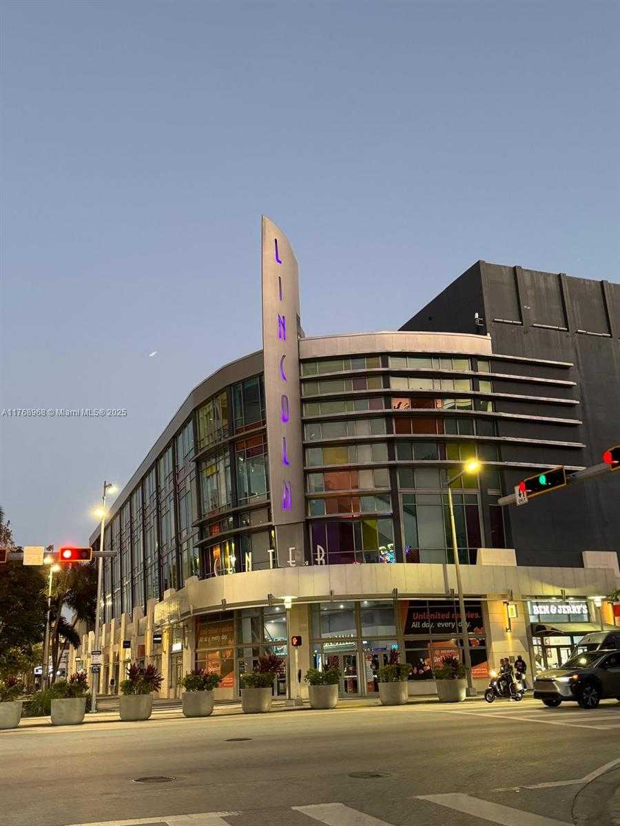 Small Image of 1340 LINCOLN RD #401, Miami Beach Number 39