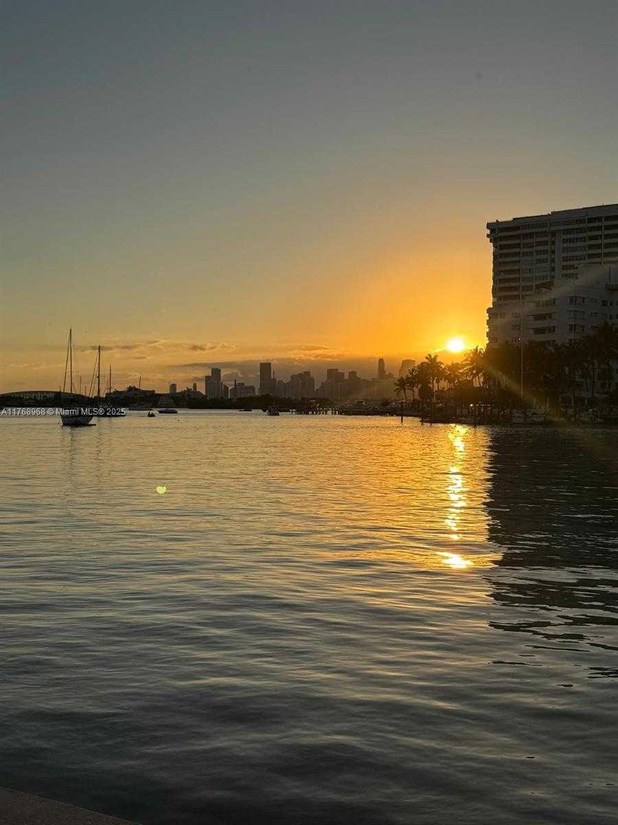 Small Image of 1340 LINCOLN RD #401, Miami Beach Number 41