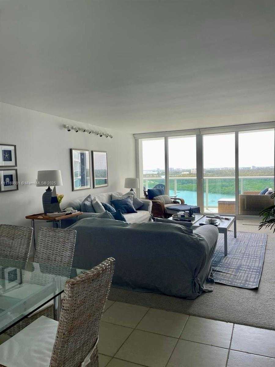 Small Image of 100 BAYVIEW DR #2021, Sunny Isles Beach Number 19