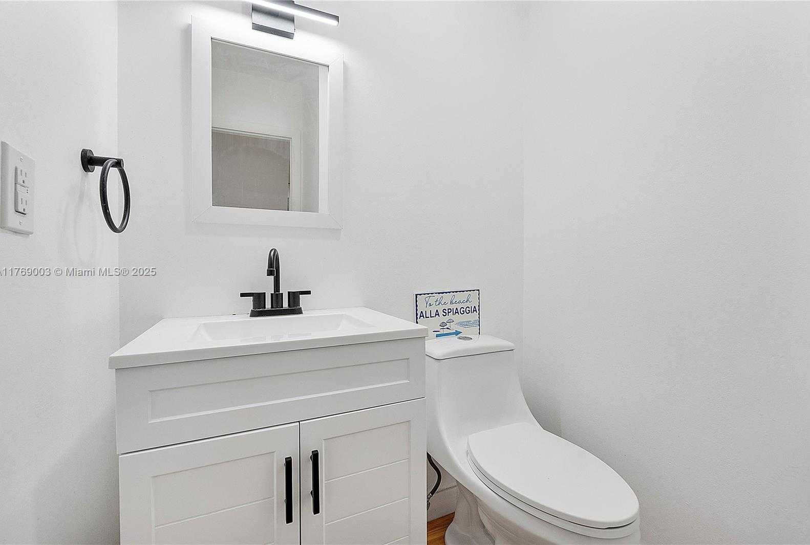 Small Image of 1520 MCKINLEY ST #206E, Hollywood Number 11