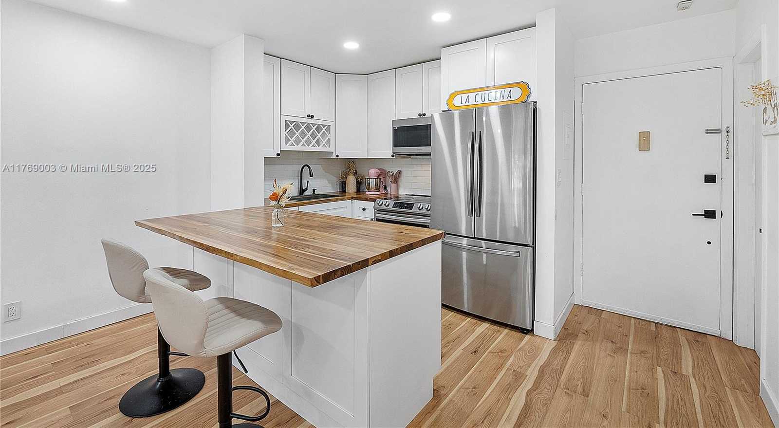 Small Image of 1520 MCKINLEY ST #206E, Hollywood Number 5