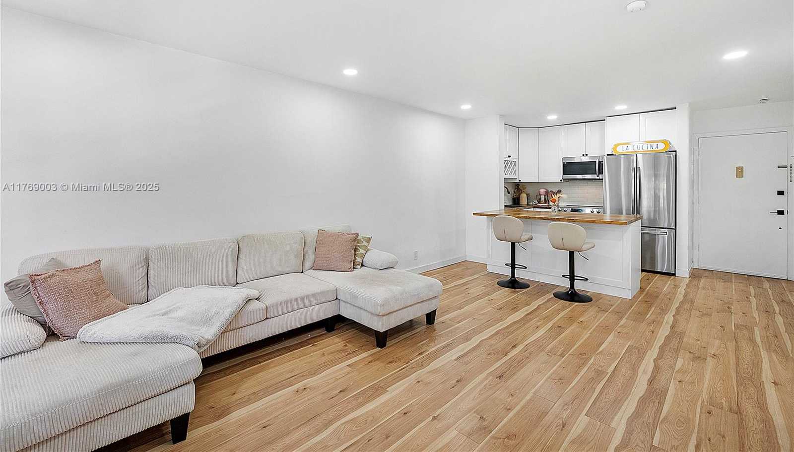 Small Image of 1520 MCKINLEY ST #206E, Hollywood Number 6