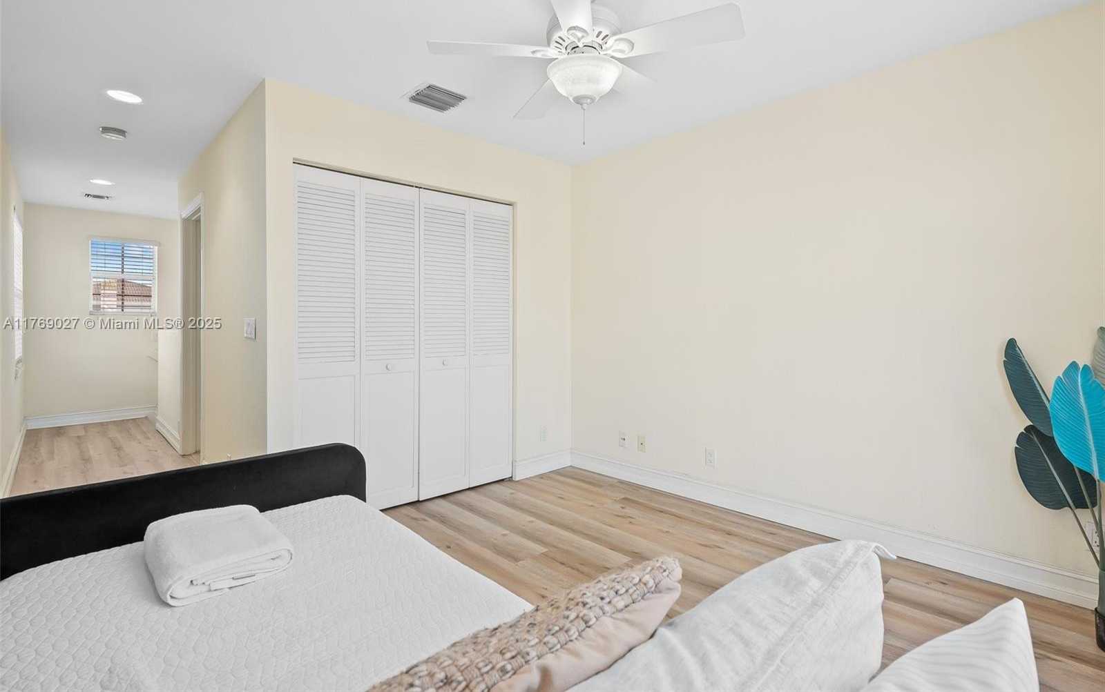 Small Image of 419 SOUTH WEST 5TH ST #419, Fort Lauderdale Number 25