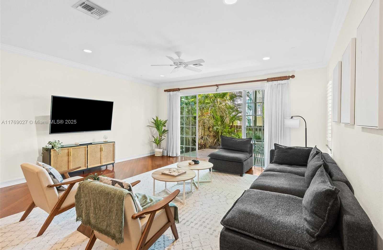 Small Image of 419 SOUTH WEST 5TH ST #419, Fort Lauderdale Number 3