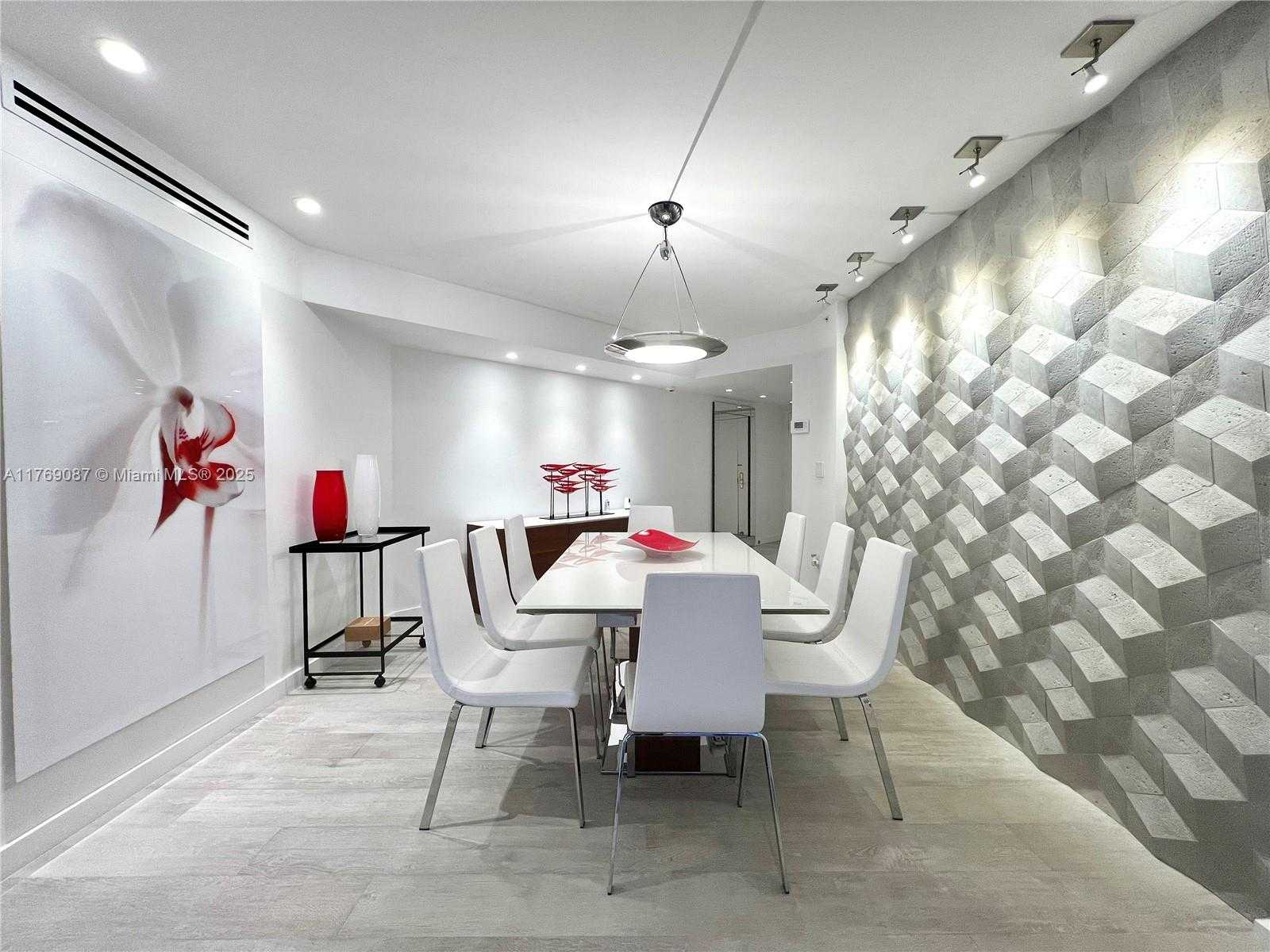 Small Image of 6301 COLLINS AVE #3001, Miami Beach Number 11