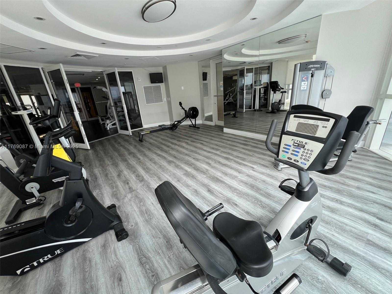 Small Image of 6301 COLLINS AVE #3001, Miami Beach Number 27