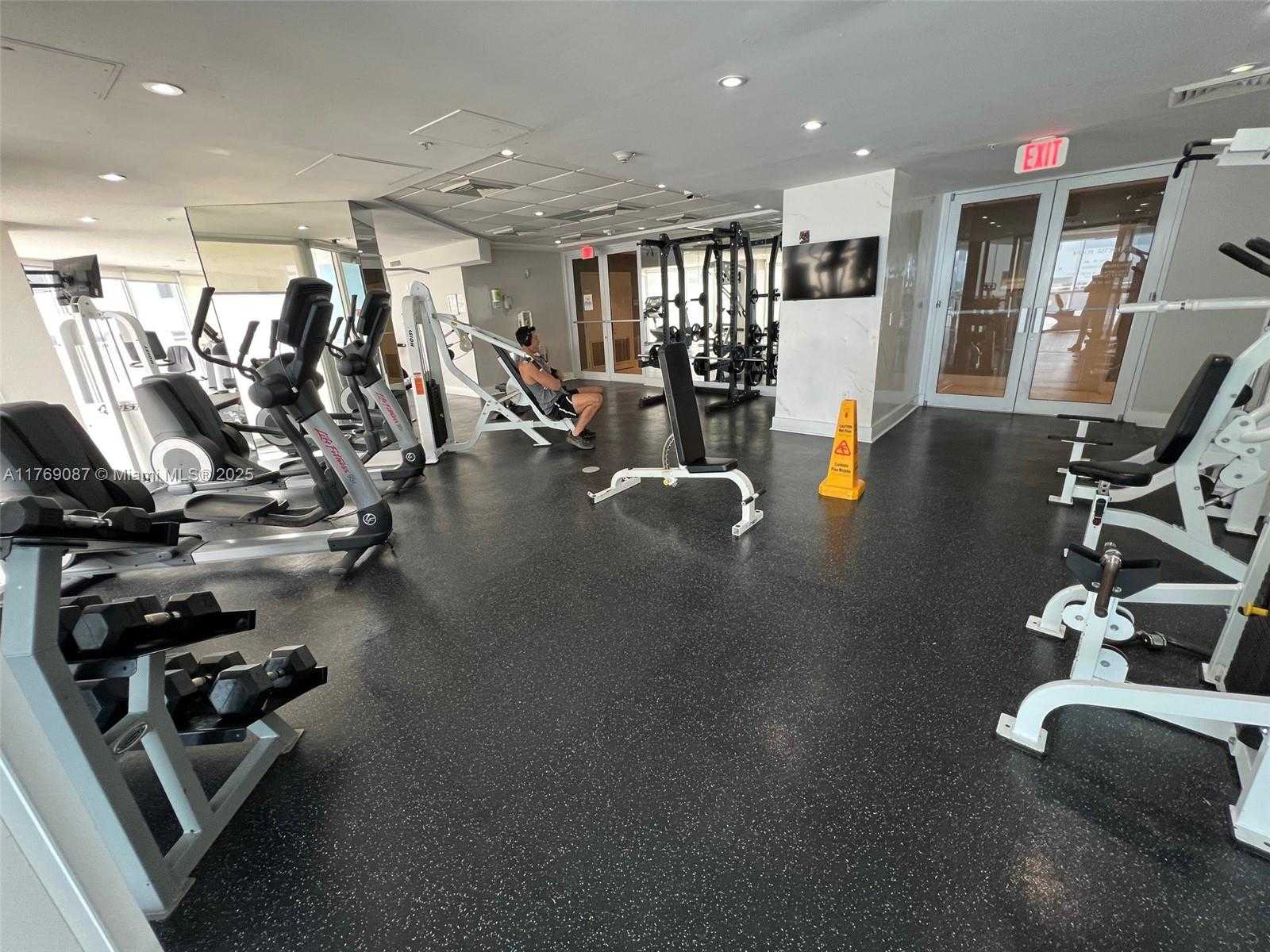 Small Image of 6301 COLLINS AVE #3001, Miami Beach Number 28