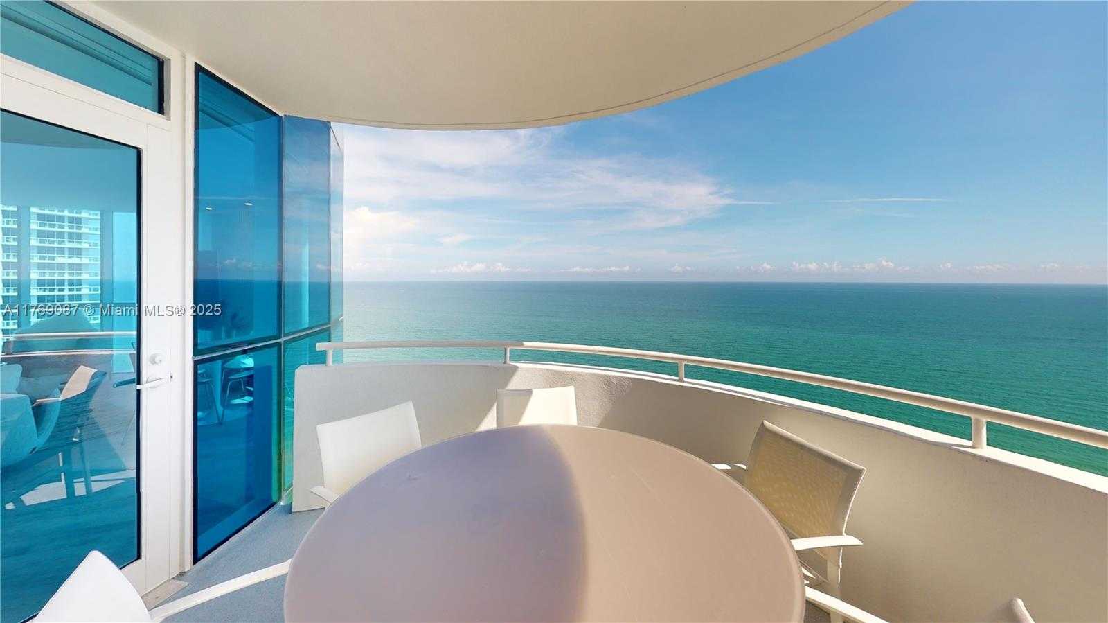 Small Image of 6301 COLLINS AVE #3001, Miami Beach Number 4