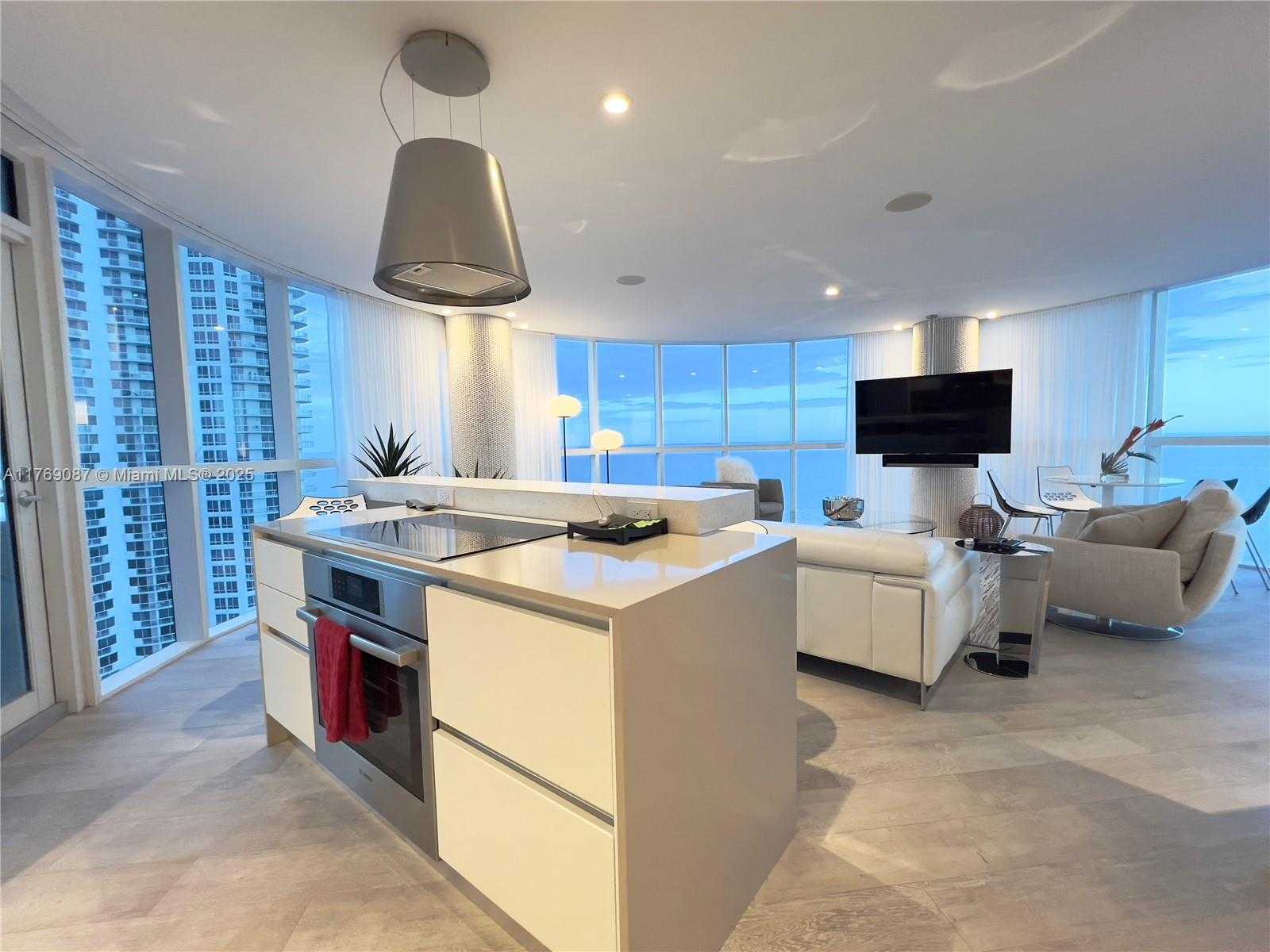 Small Image of 6301 COLLINS AVE #3001, Miami Beach Number 6