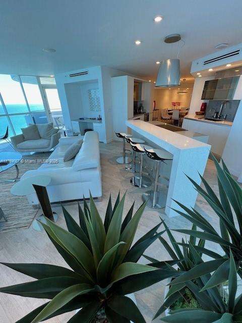 Small Image of 6301 COLLINS AVE #3001, Miami Beach Number 9