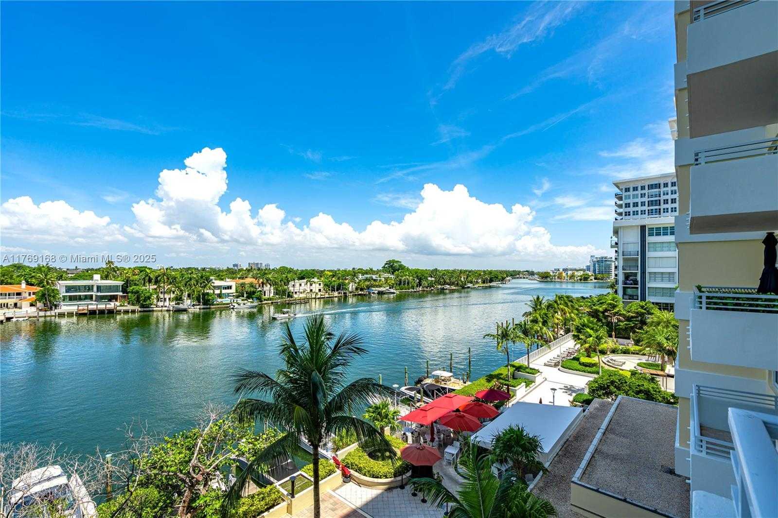 Small Image of 5600 COLLINS AVE #6P, Miami Beach Number 44