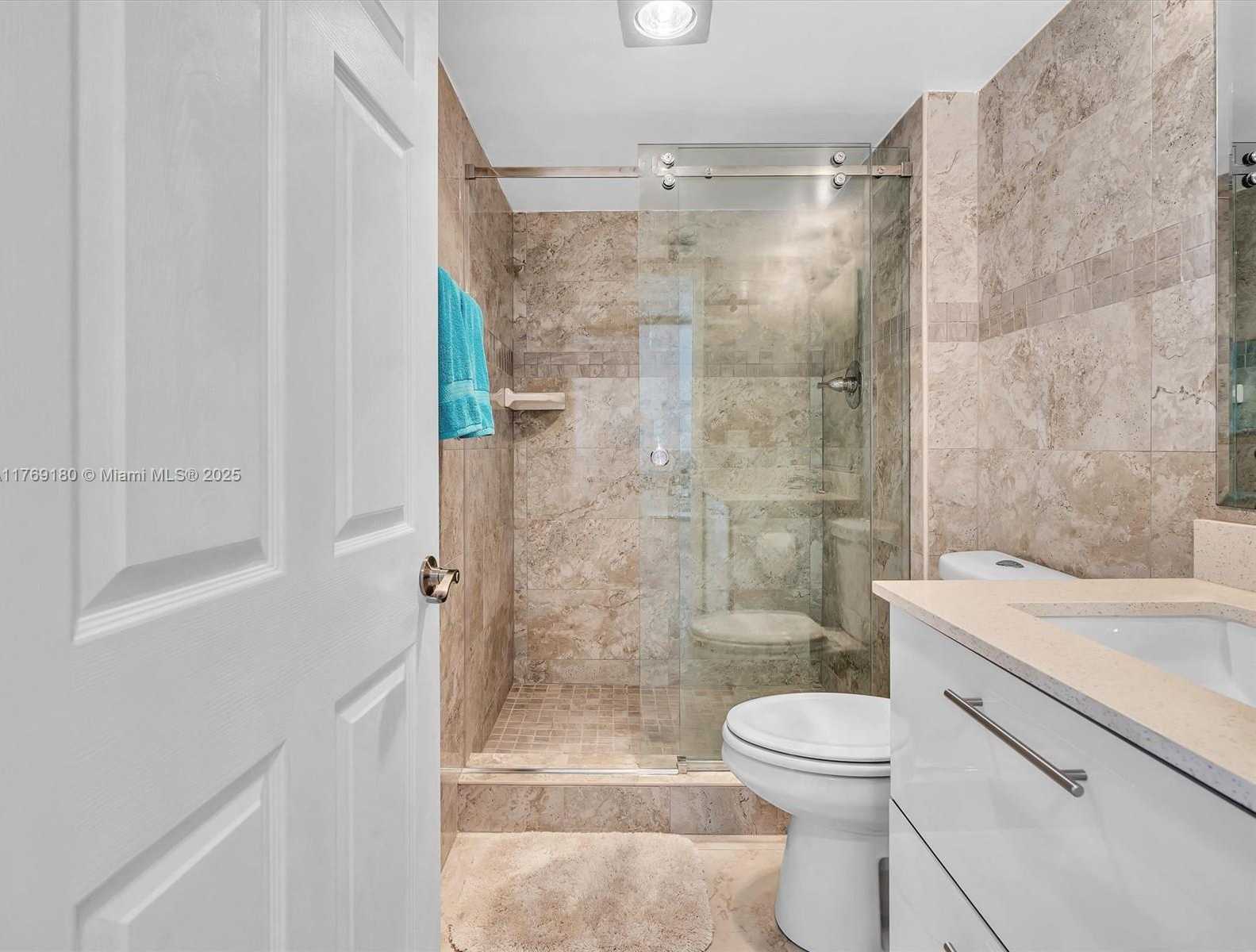 Small Image of 20505 EAST COUNTRY CLUB DR #2233, Aventura Number 21