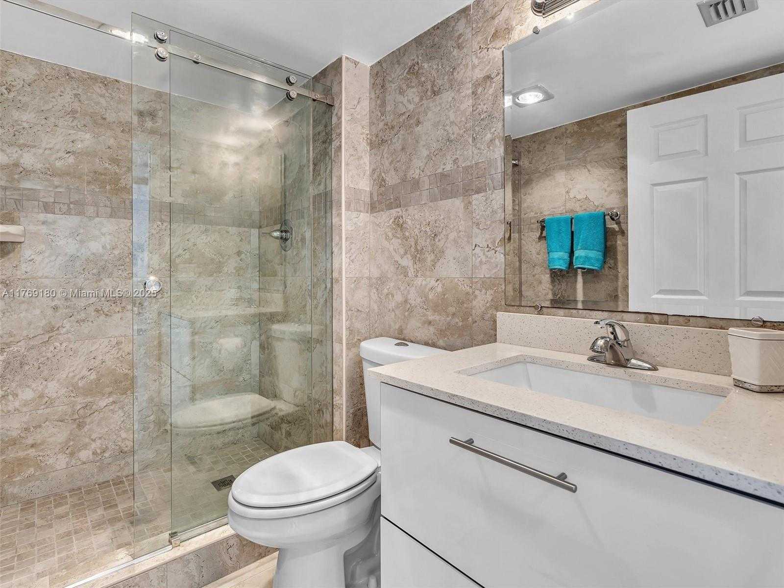 Small Image of 20505 EAST COUNTRY CLUB DR #2233, Aventura Number 22