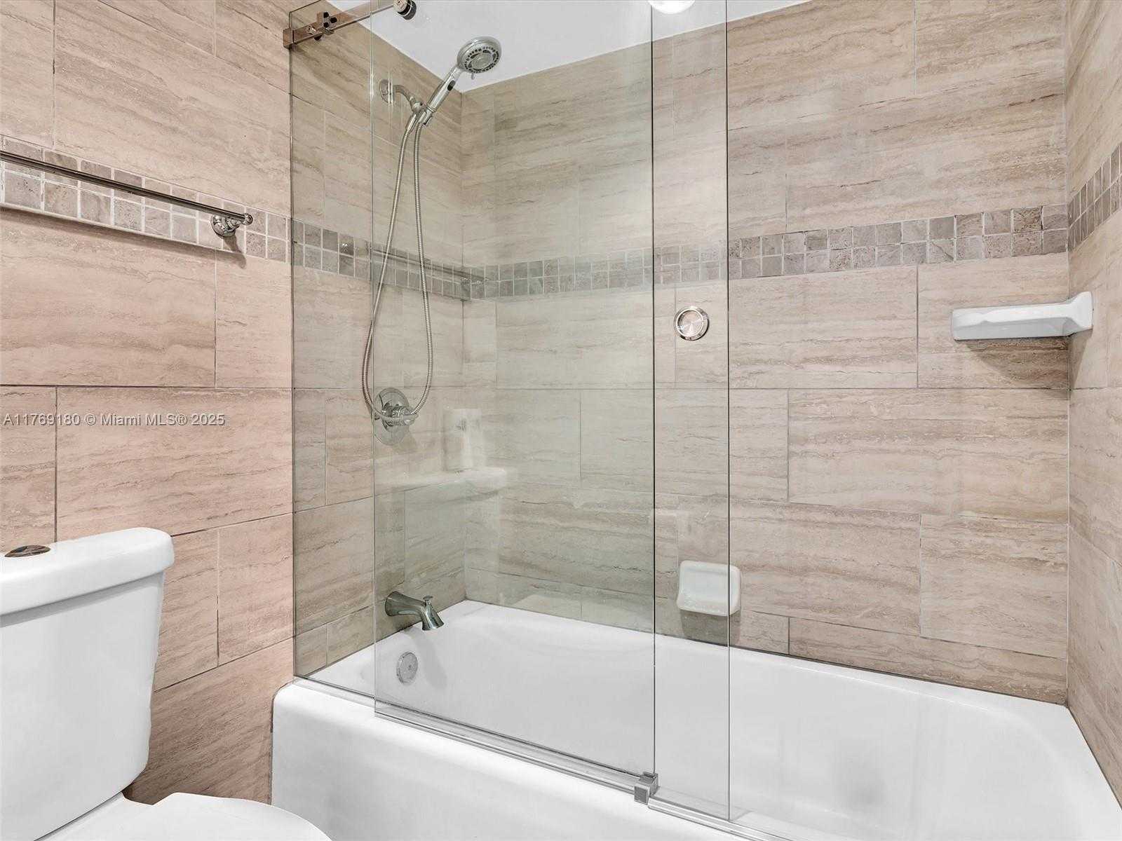 Small Image of 20505 EAST COUNTRY CLUB DR #2233, Aventura Number 28