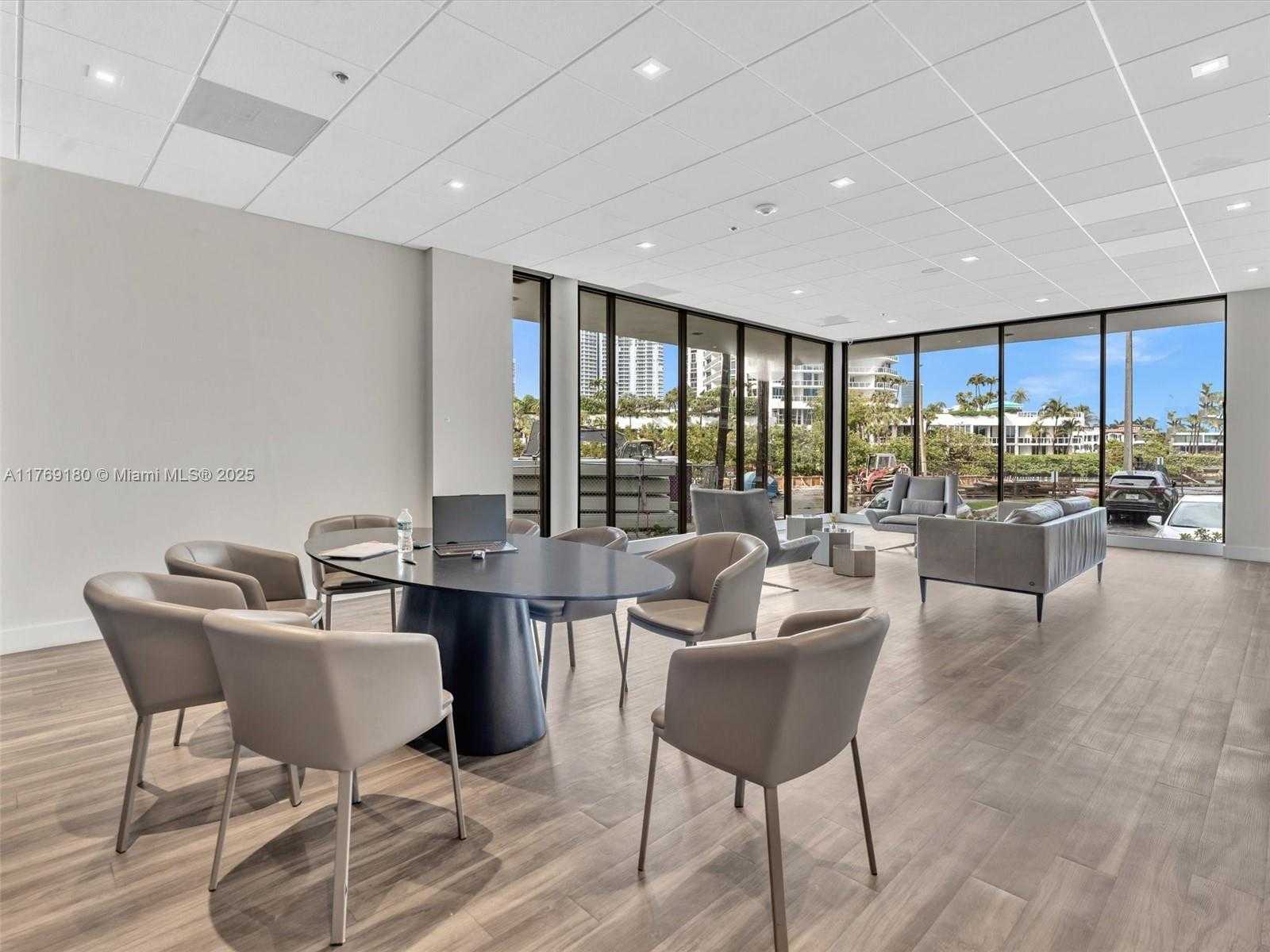 Small Image of 20505 EAST COUNTRY CLUB DR #2233, Aventura Number 42