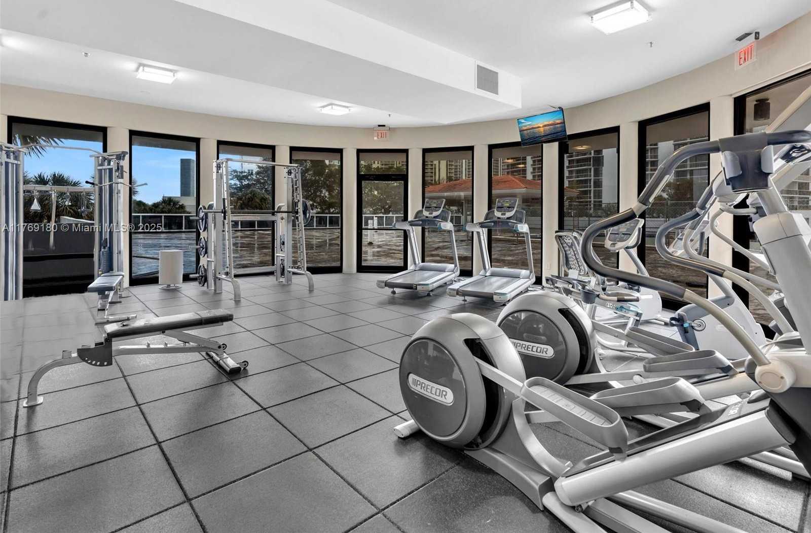 Small Image of 20505 EAST COUNTRY CLUB DR #2233, Aventura Number 43