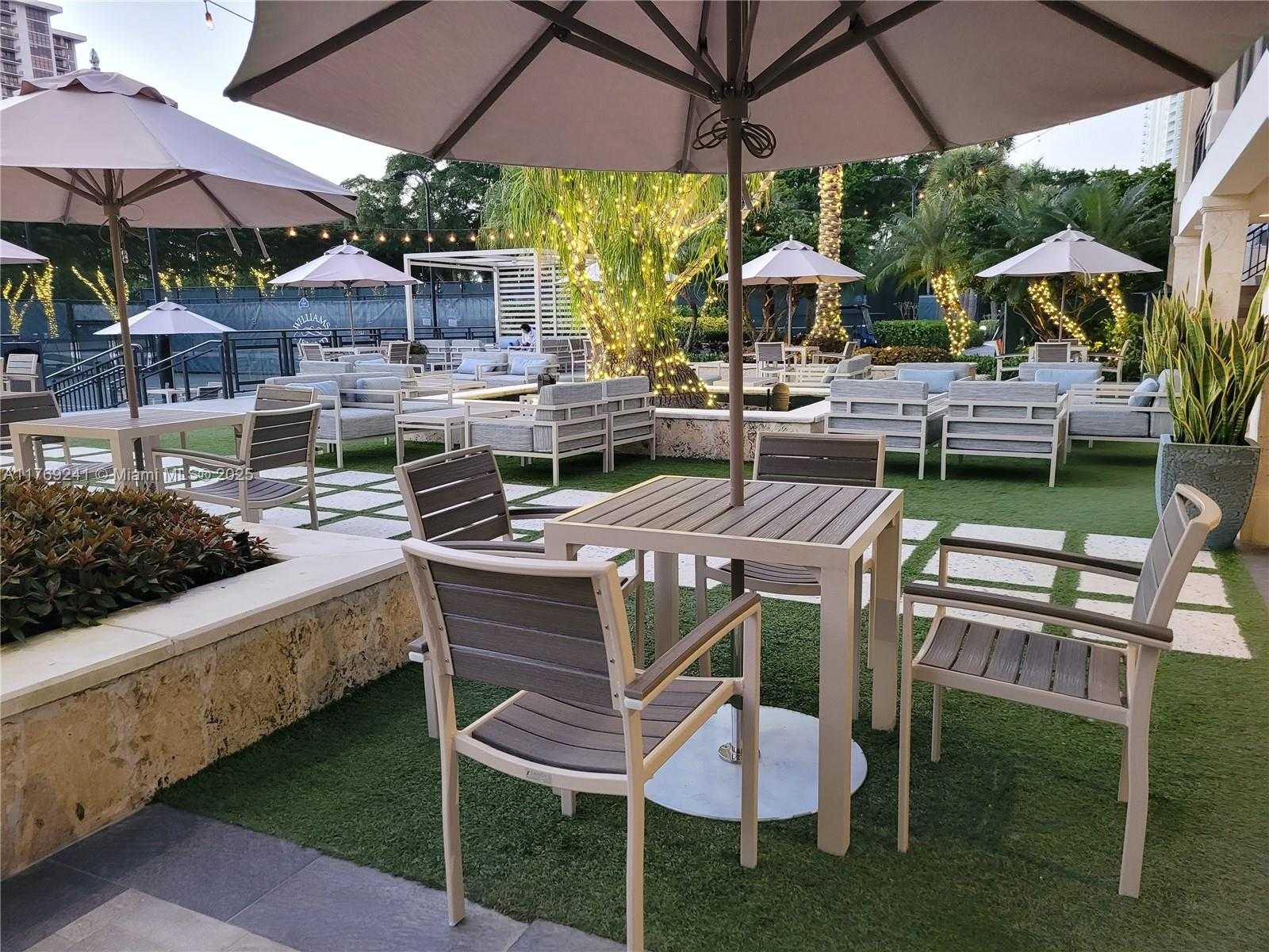 Small Image of 3000 ISLAND BLVD #1902, Aventura Number 30