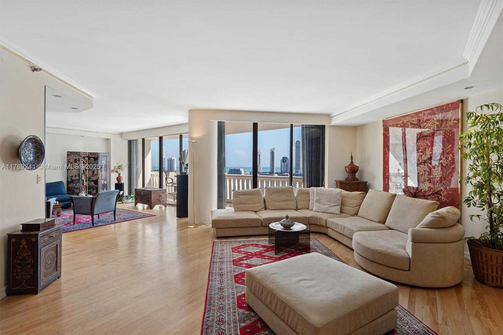 Small Image of 3000 ISLAND BLVD #1902, Aventura Number 8