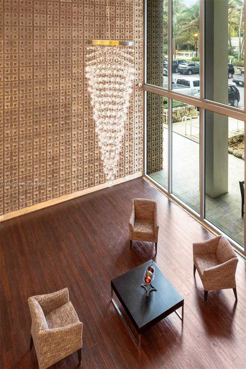 Small Image of 2899 COLLINS AVE #1638, Miami Beach Number 12