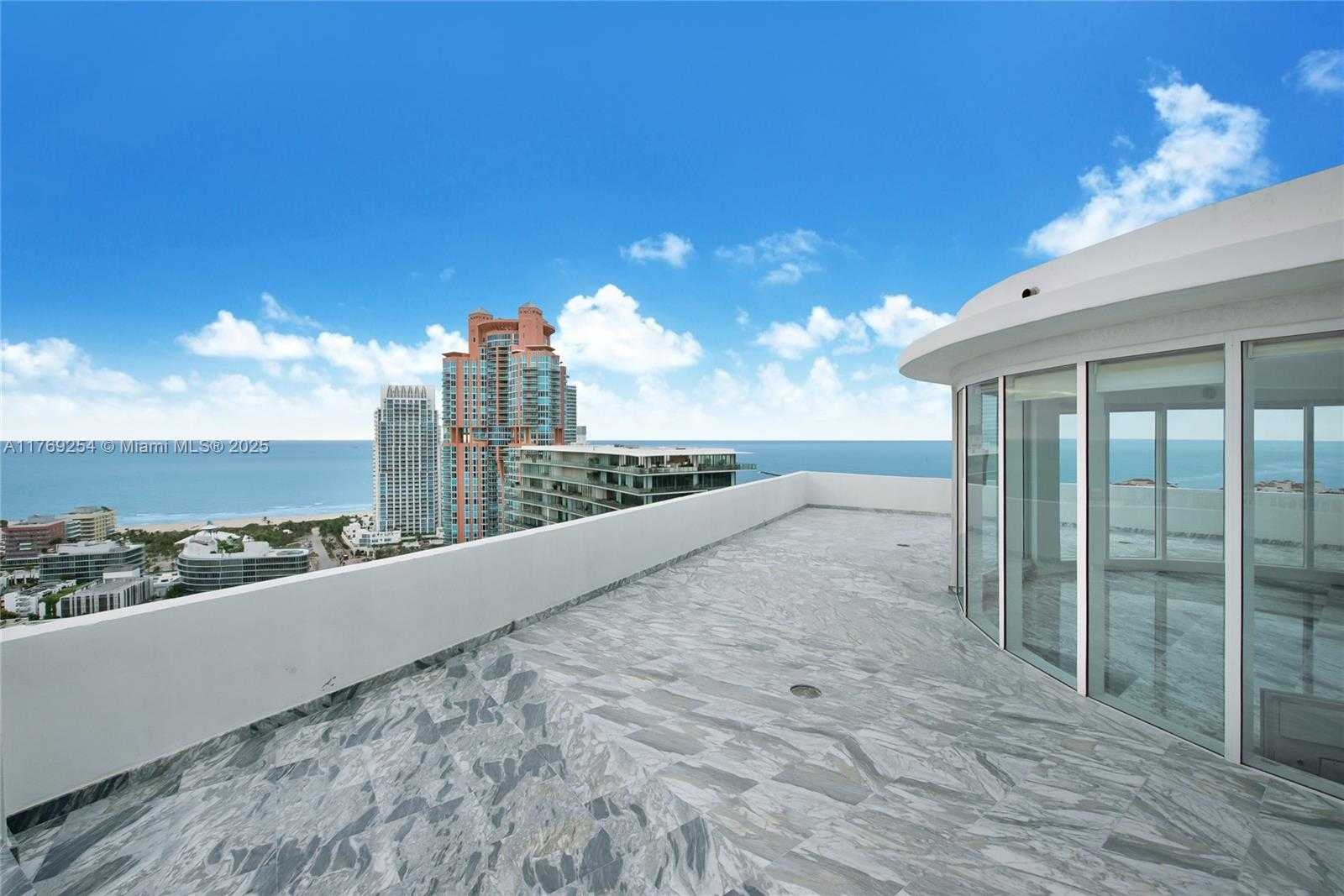 Small Image of 1000 SOUTH POINTE DR #PH-2804, Miami Beach Number 19