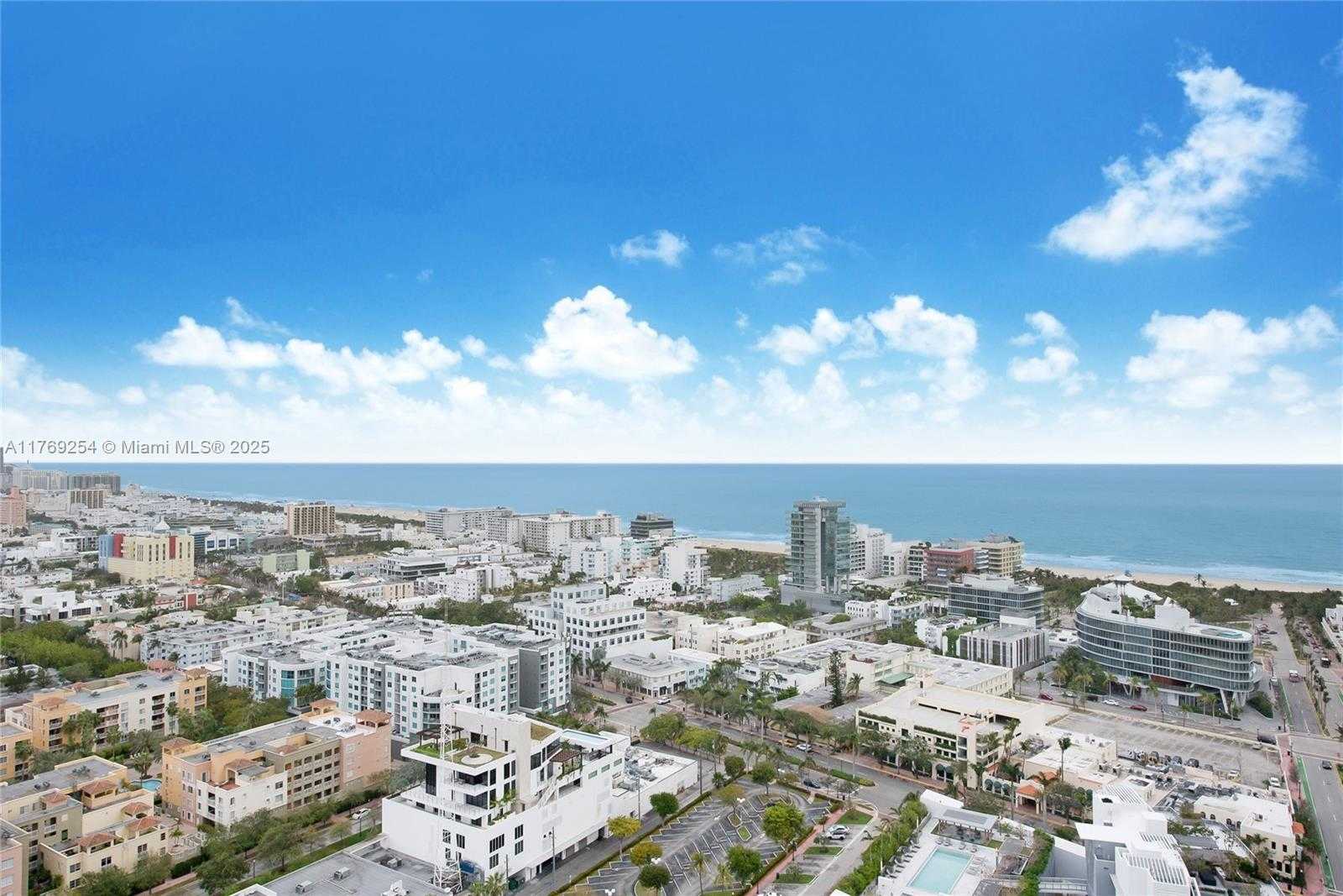 Small Image of 1000 SOUTH POINTE DR #PH-2804, Miami Beach Number 26