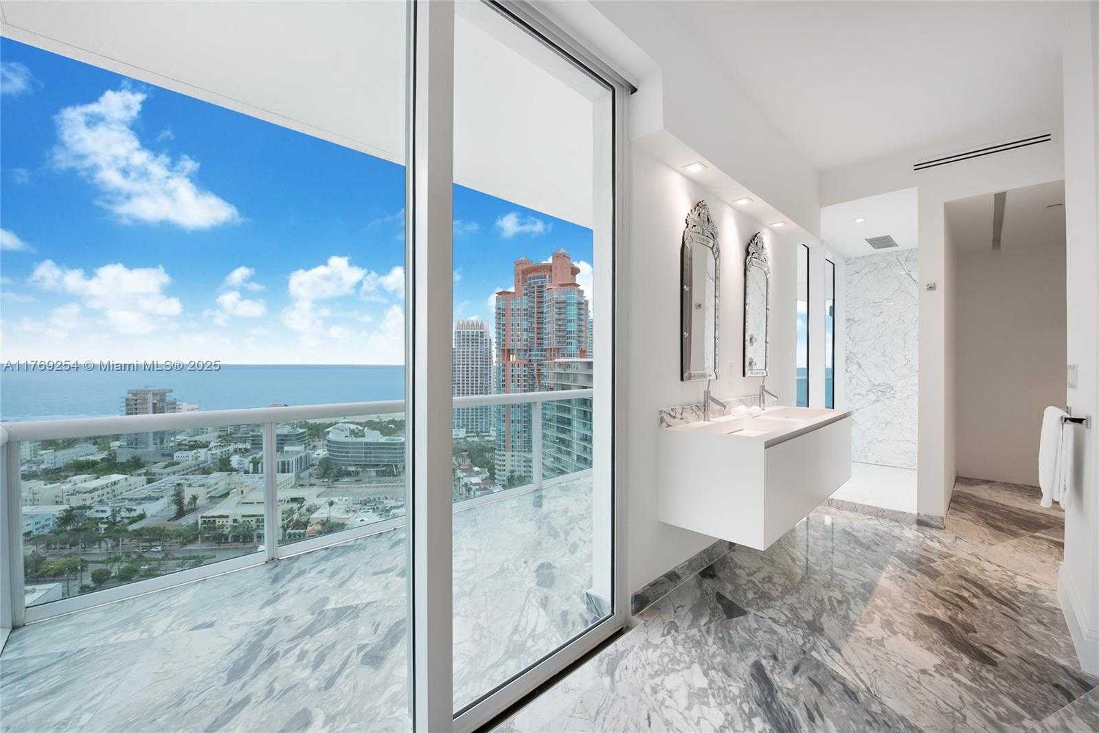 Small Image of 1000 SOUTH POINTE DR #PH-2804, Miami Beach Number 8